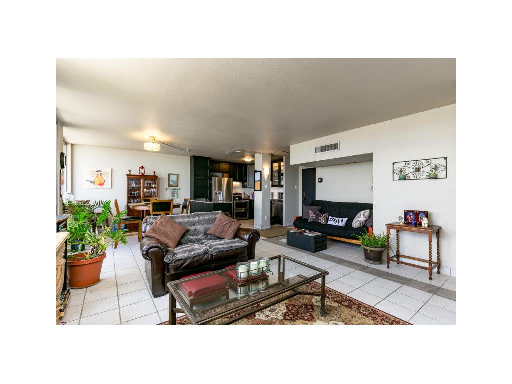 Great Rm 1202 The Cliff House Condominiums