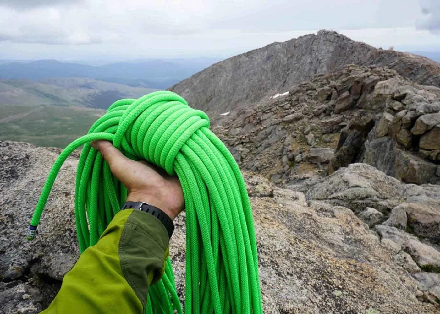 Best Climbing Ropes For Your Adventures Reviews & Buying Guide