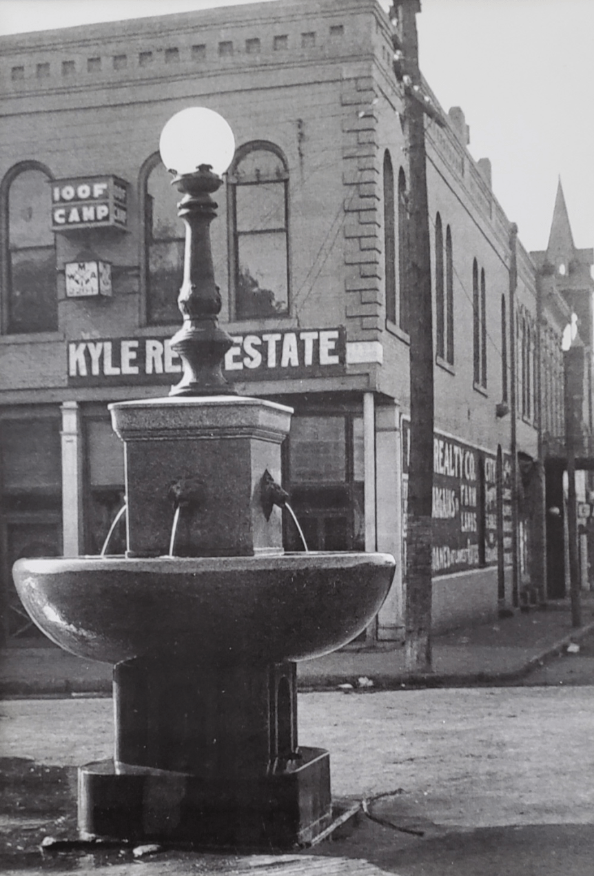National Humane Alliance Fountain to Clinton, Missouri