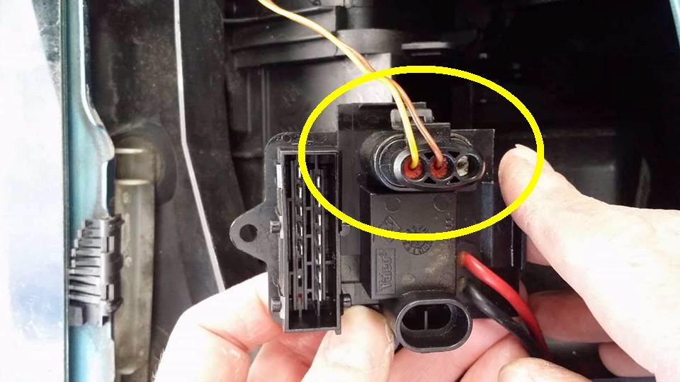 Clio 2 fan blower resistor pack