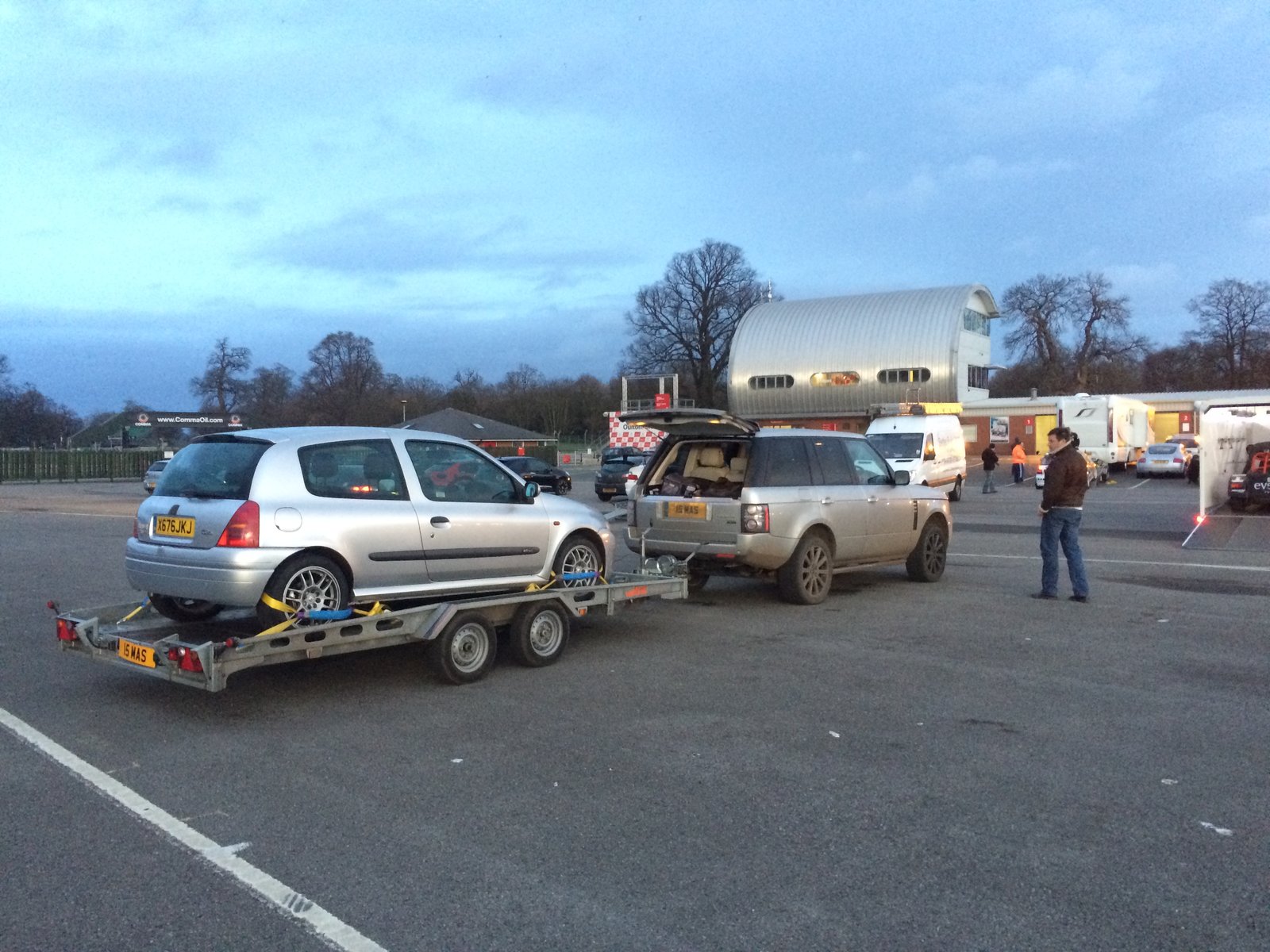 Trackday tow car