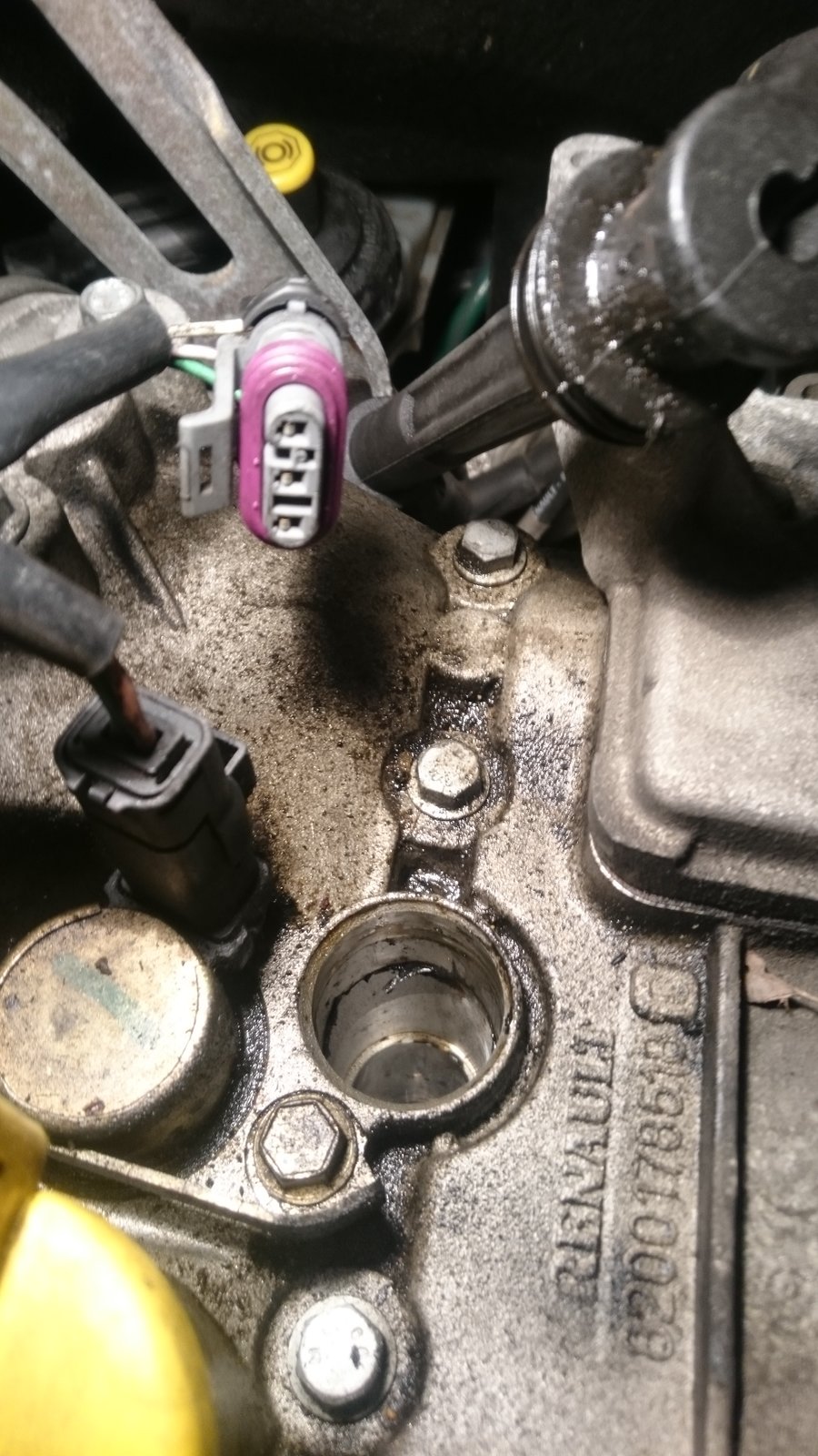 Rocker cover bolt leaking