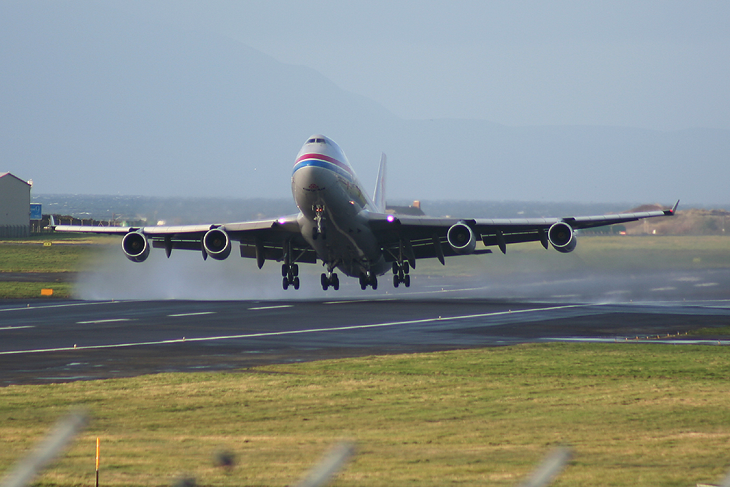 Glasgow Airport News and Information Photo's from other airports.