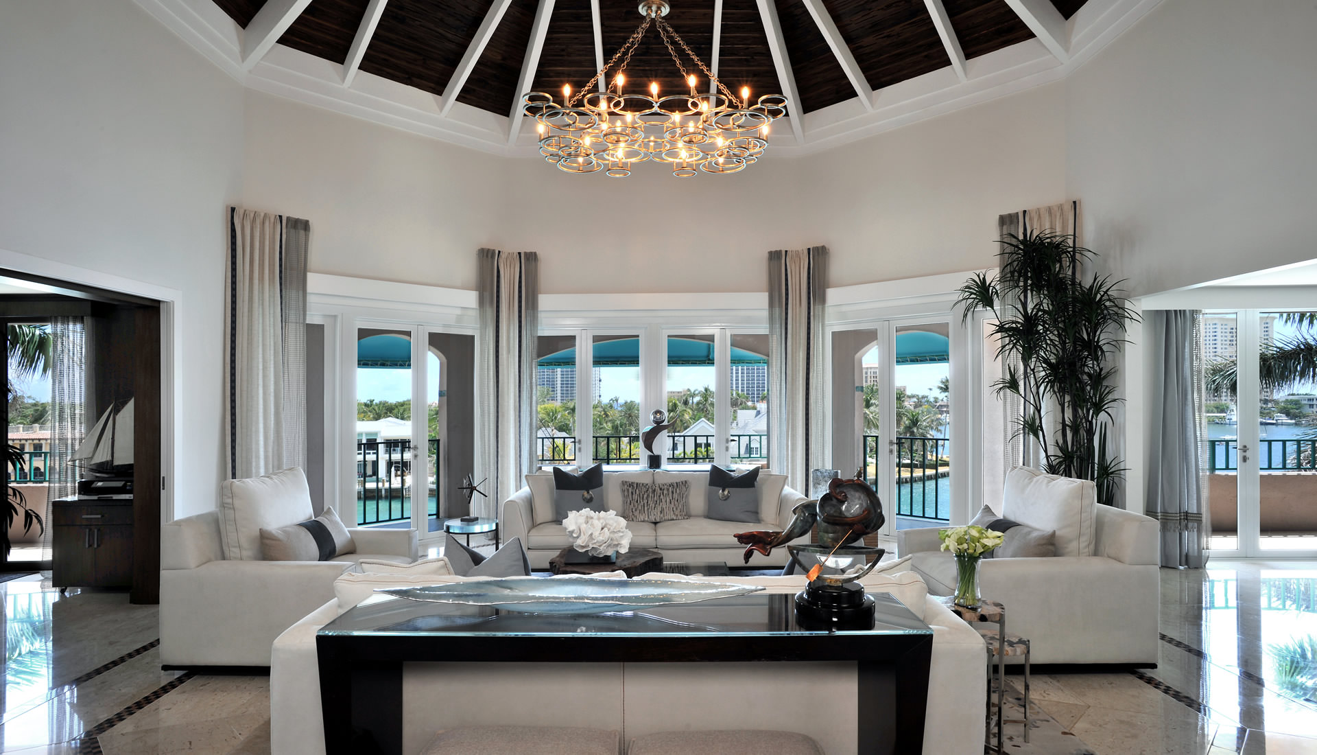 CDHPENTHOUSEBOCA RATON Clive Daniel Home
