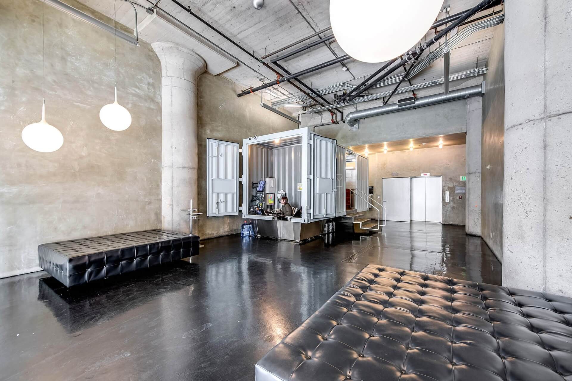 Clive Wilkinson Architects Toy Factory Lofts