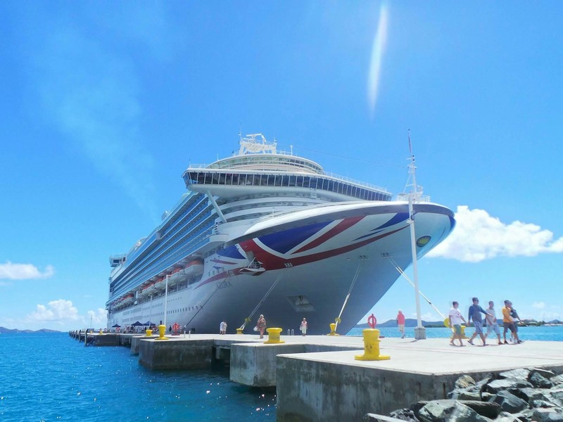 Azura Reviews and Photos