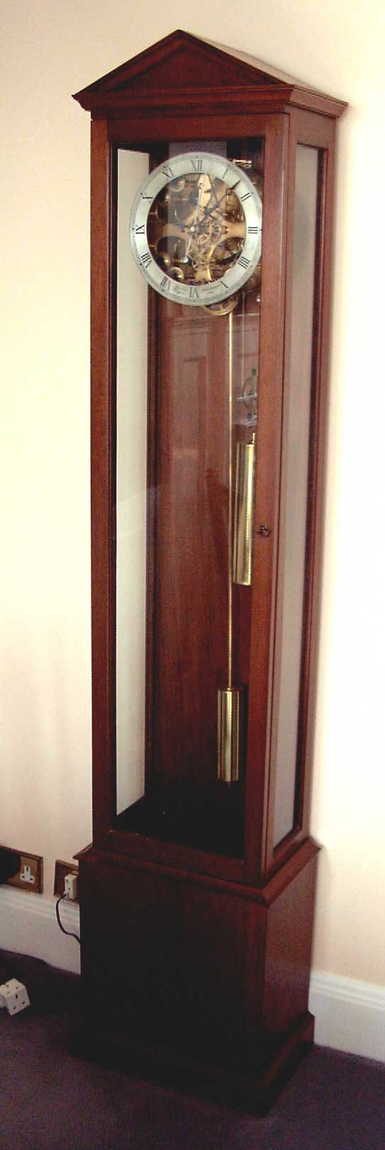 A SKELETON REGULATOR WITH GRAVIT