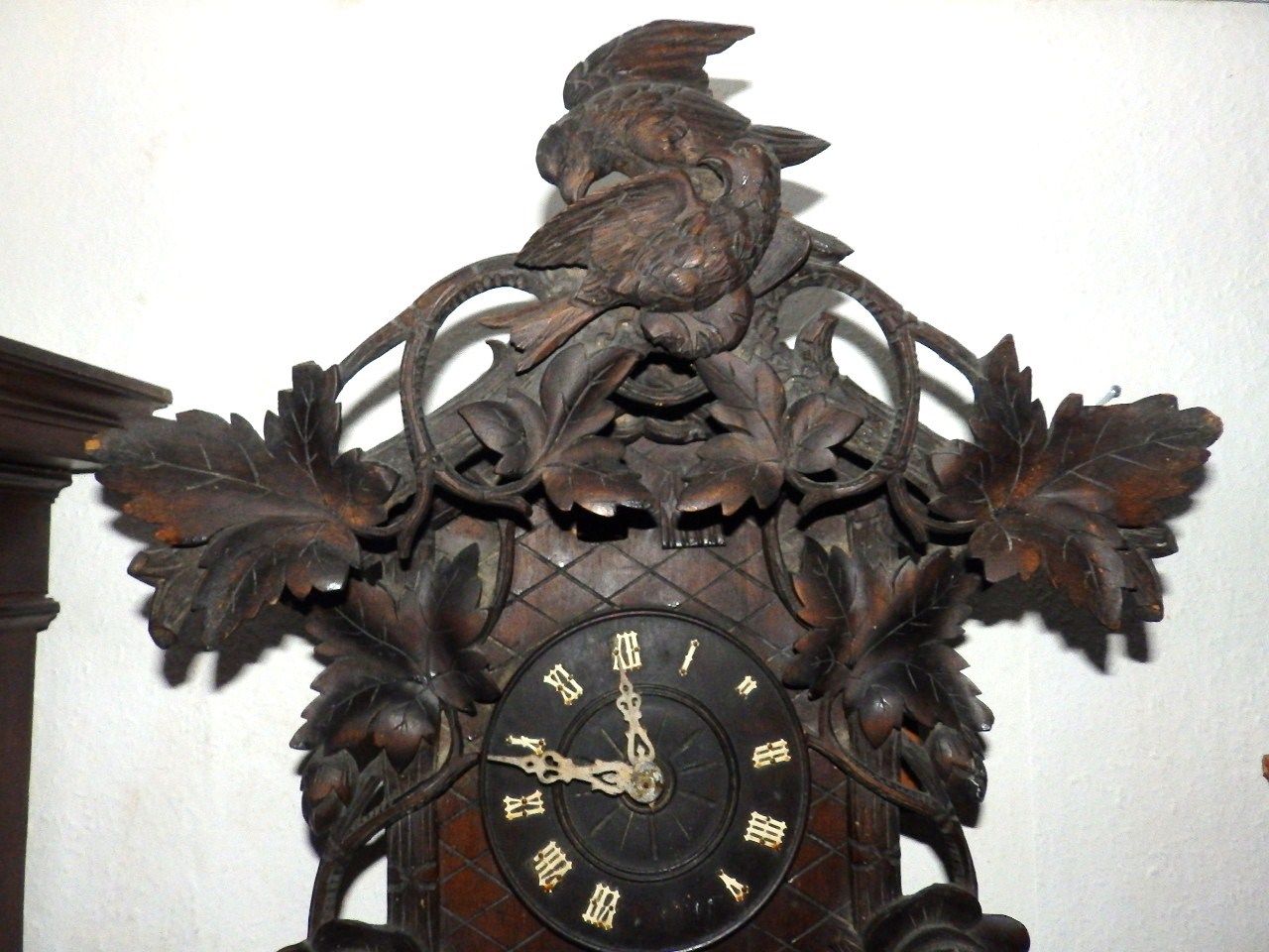 Beautiful German cuckoo clock from the 1880’s era Clock Reviewed
