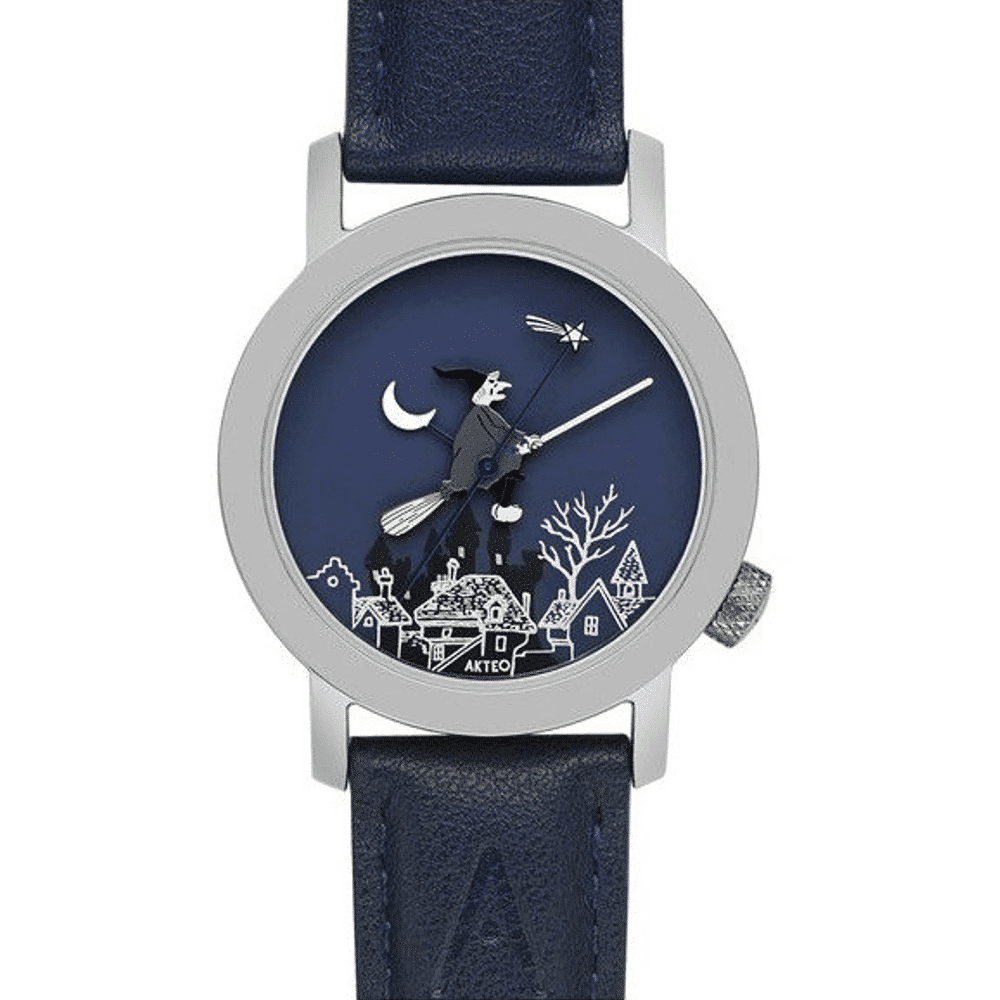 Akteo Flying Witch Watch Witch —
