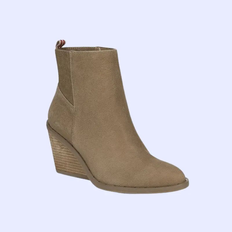 13 Most Comfortable Boots For Women You'll Want To Live In ClothedUp