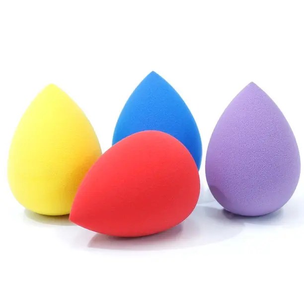6 Best Beauty Blender Dupes That Are Better Than the Original
