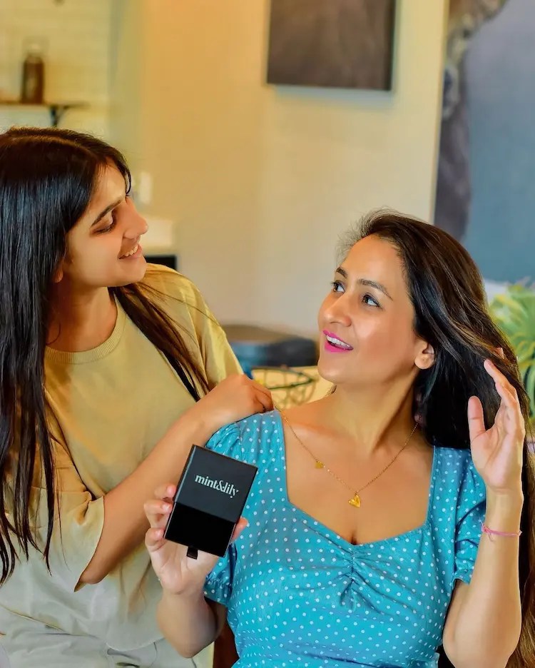 Mint And Lily Reviews Is Their Jewelry Worth It? ClothedUp