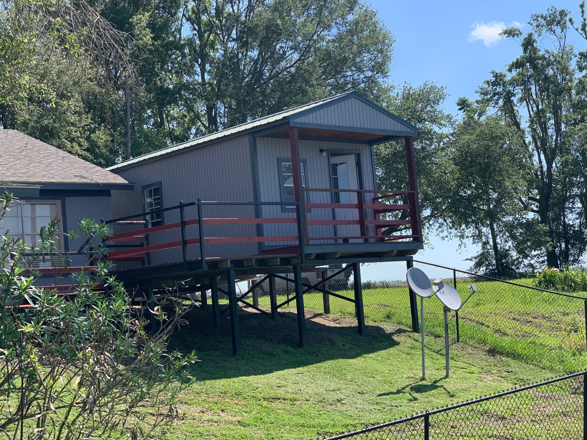 Cocodrie Lake Living Jane Netterville Broker & Associates