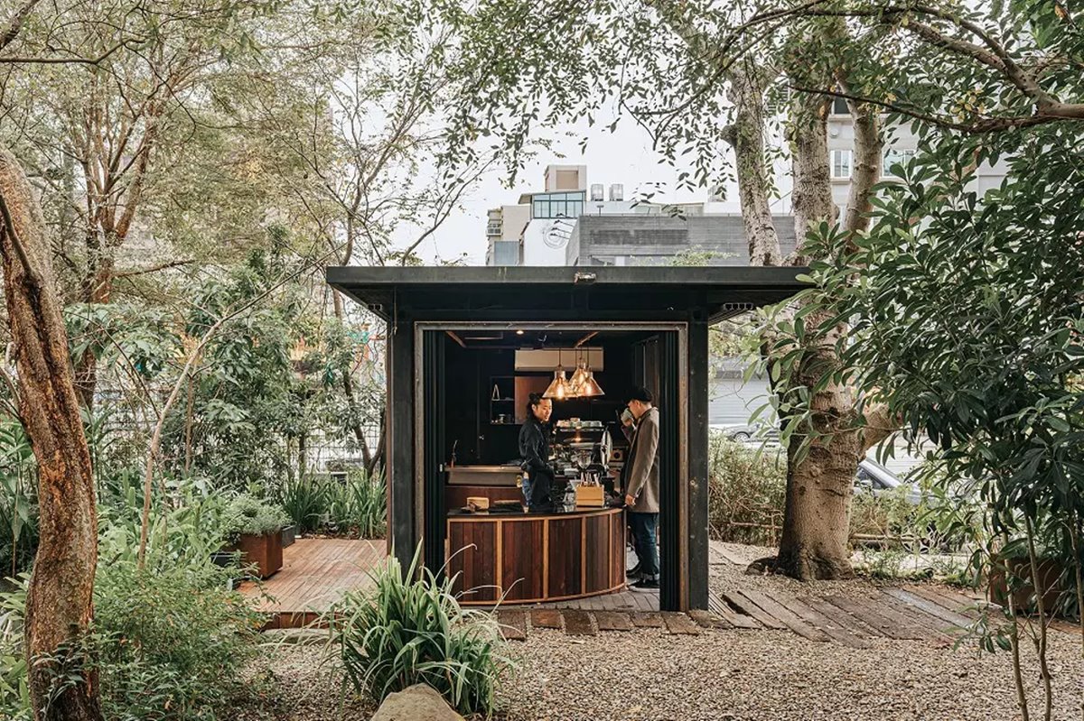 閒置貨櫃屋變身文青咖啡廳！東厚食咖啡 HOH Café－幸福空間