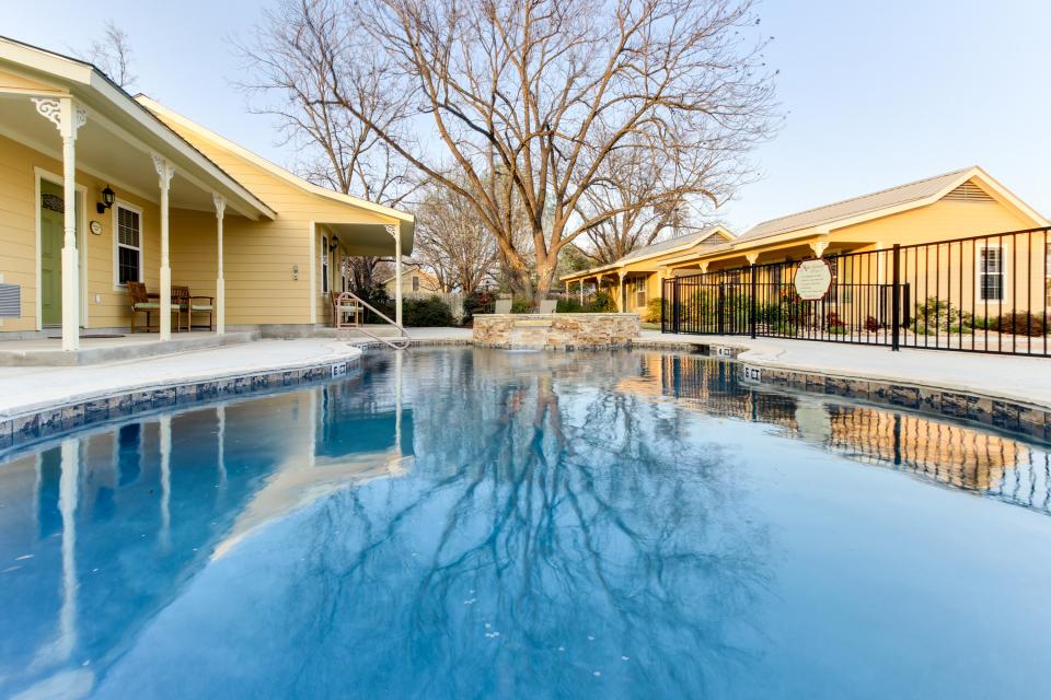 Fredericksburg Bed and Breakfast All Seasons