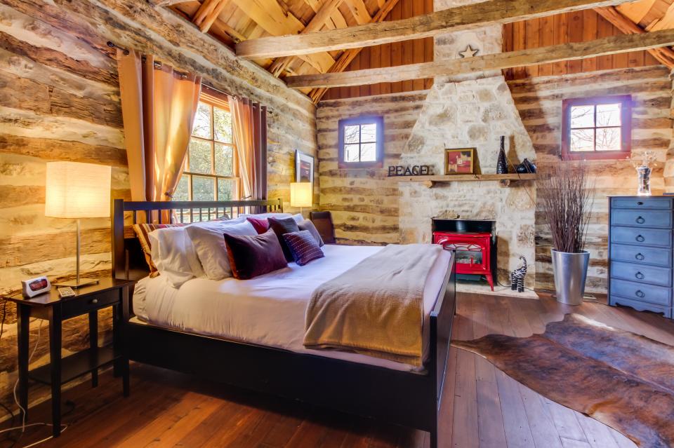 Fredericksburg Bed and Breakfast All Seasons