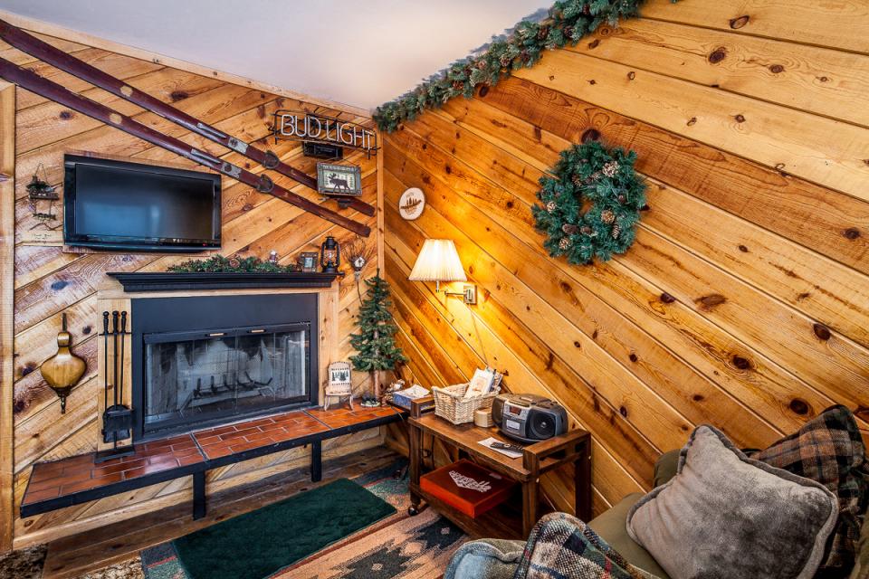 Chalet Village 10B Brian Head Vacation Rental