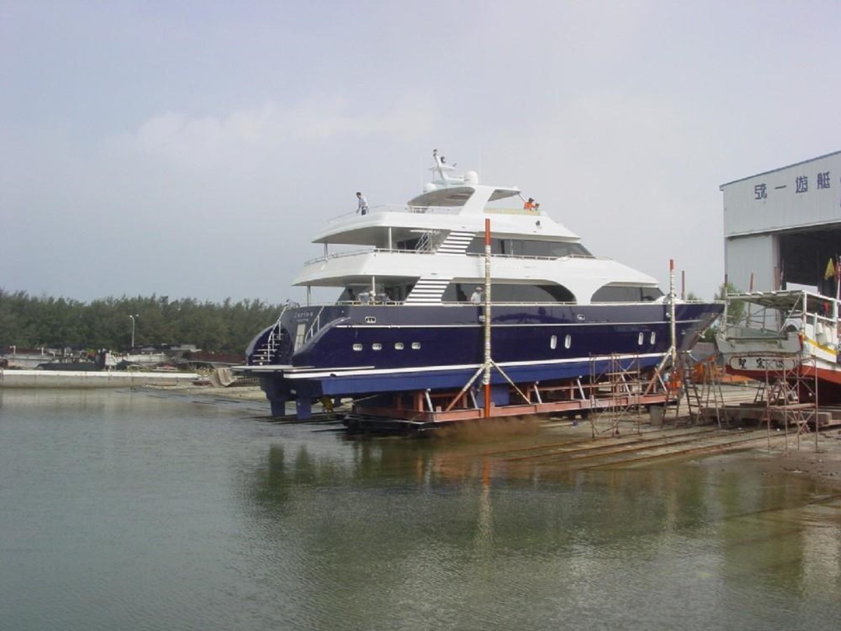 2014 PRESIDENT YACHTS Yacht for Sale 107' FOB, Factory 124161 YATCO