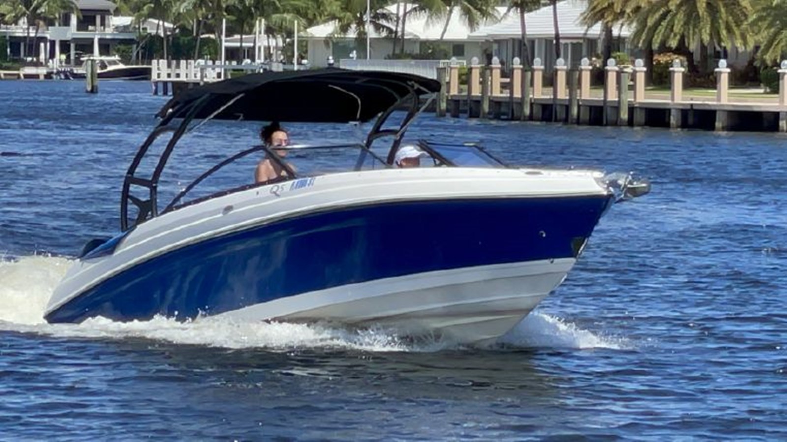 2018 RINKER Q5 OB Boat RINKER 25' 2018 YATCO