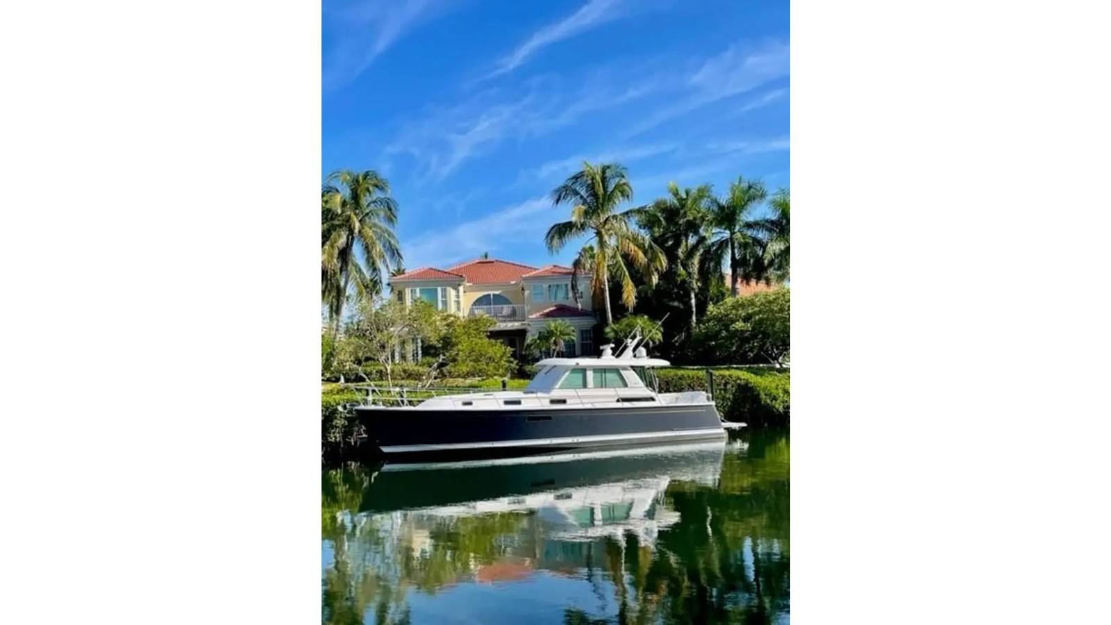 2022 SABRE 48 SALON EXPRESS Yacht for Sale is a 52' 3" Sabre Yachts Cruising Yacht