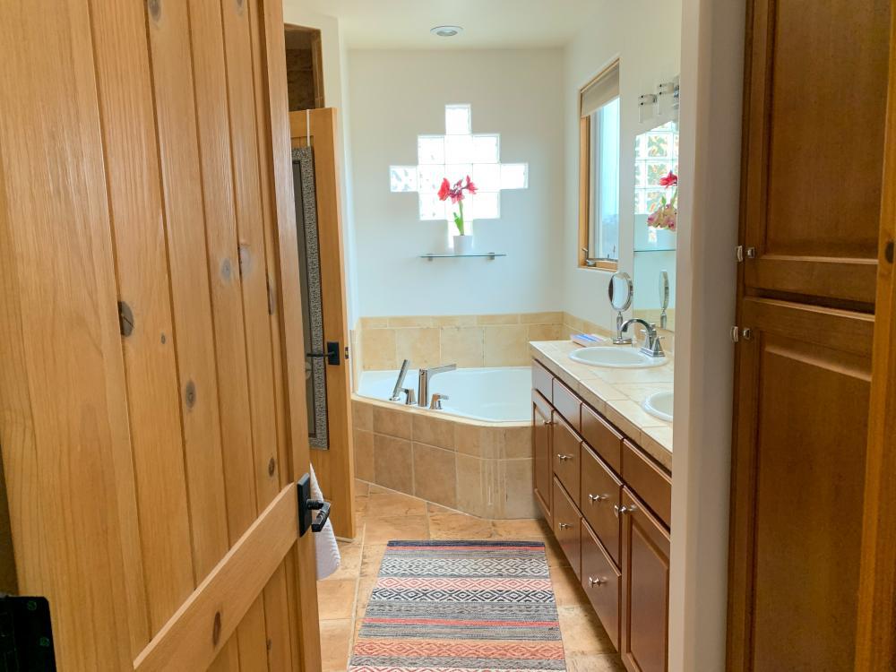 Bathroom Remodeling from Rebath Servicing Albuquerque, NM