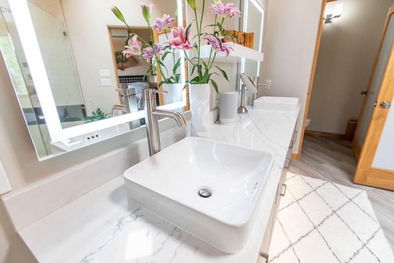 Bathroom Remodeling from Rebath Servicing Albuquerque, NM