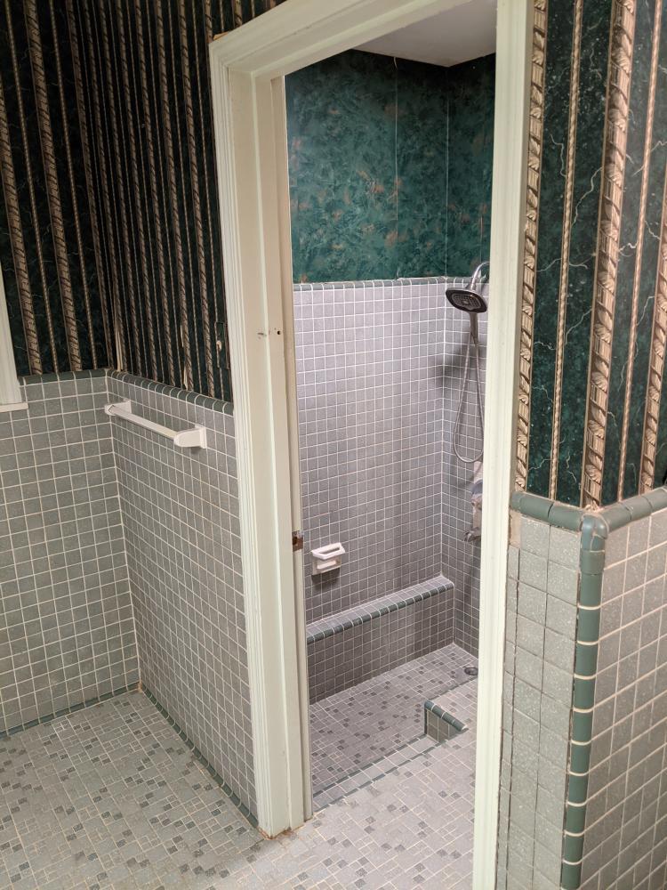 Bathroom Remodeling from Rebath Servicing Memphis, TN