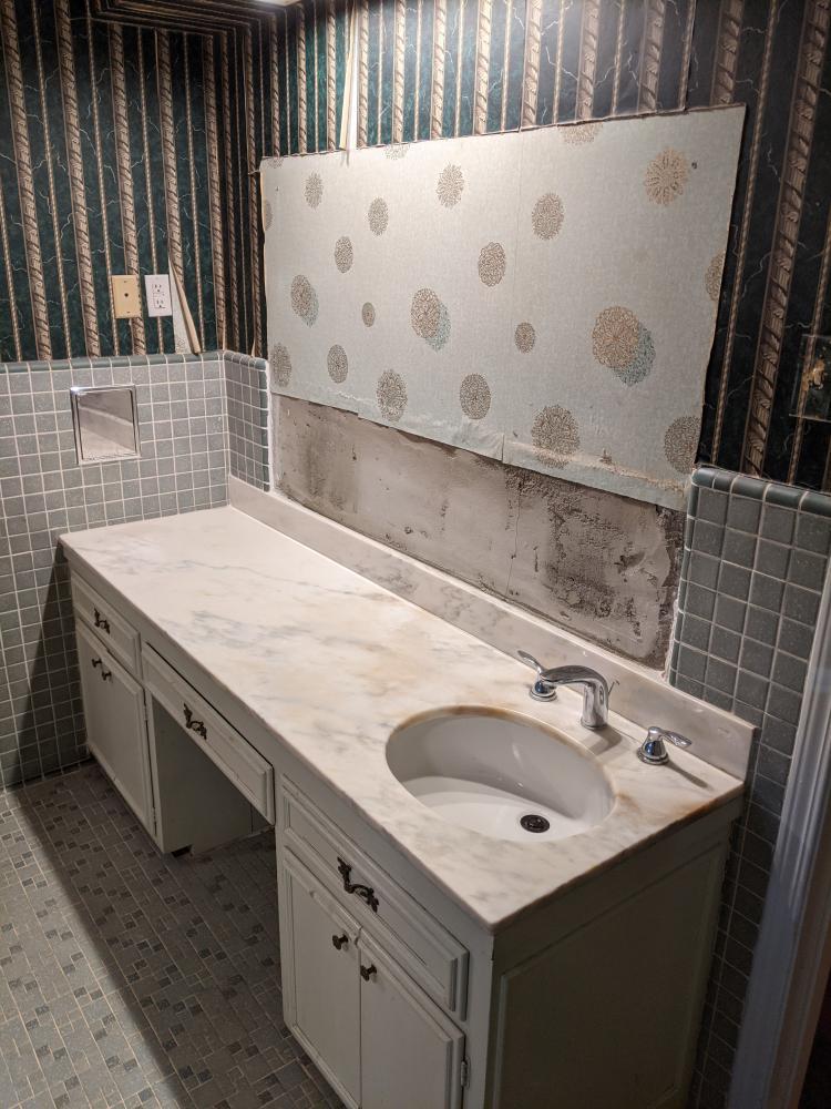 Bathroom Remodeling from Rebath Servicing Memphis, TN