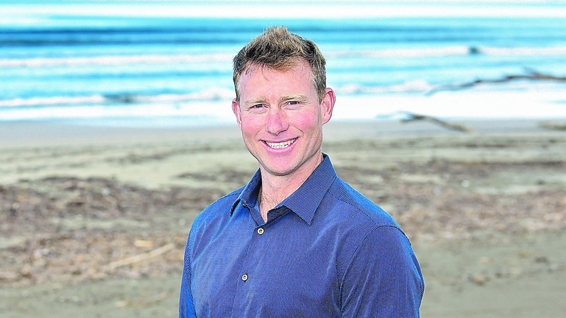 Former pig maskwearing cop makes Gisborne council, breaches campaign rules