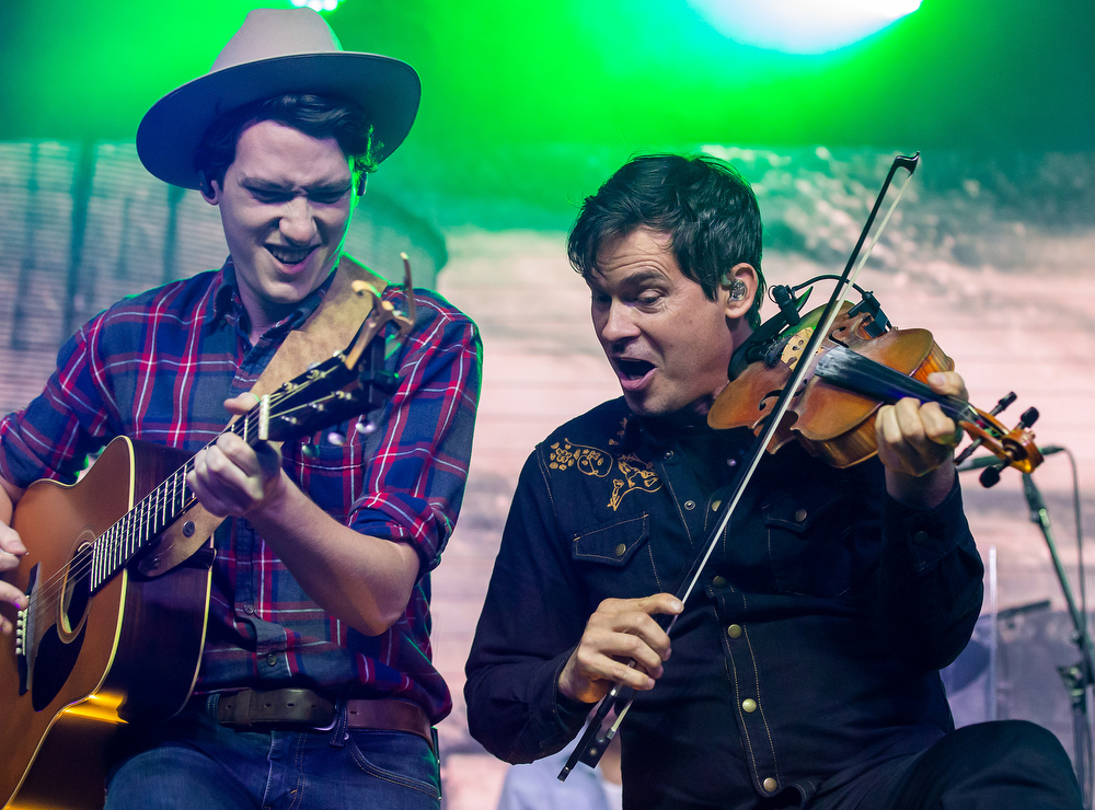 Old Crow Medicine Show performs at XL Live