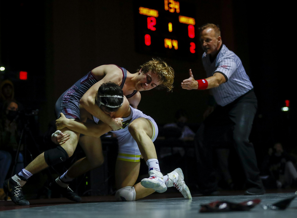 Phillipsburg wrestling team earns their 1,000th victory after defeating