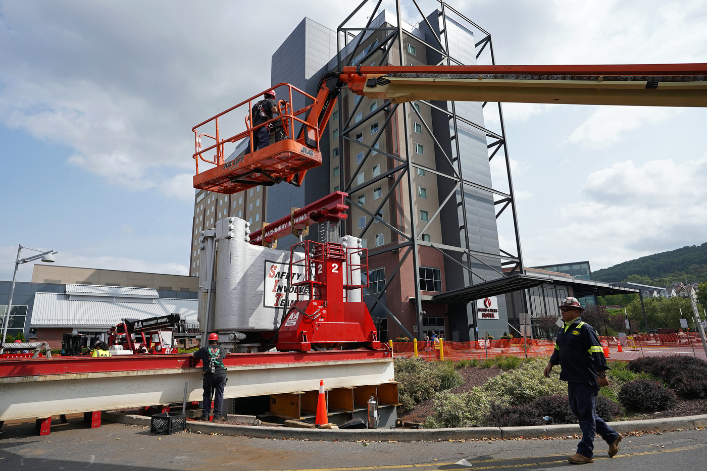Relocating historic 350ton Bethlehem Steel Hydraulic Press