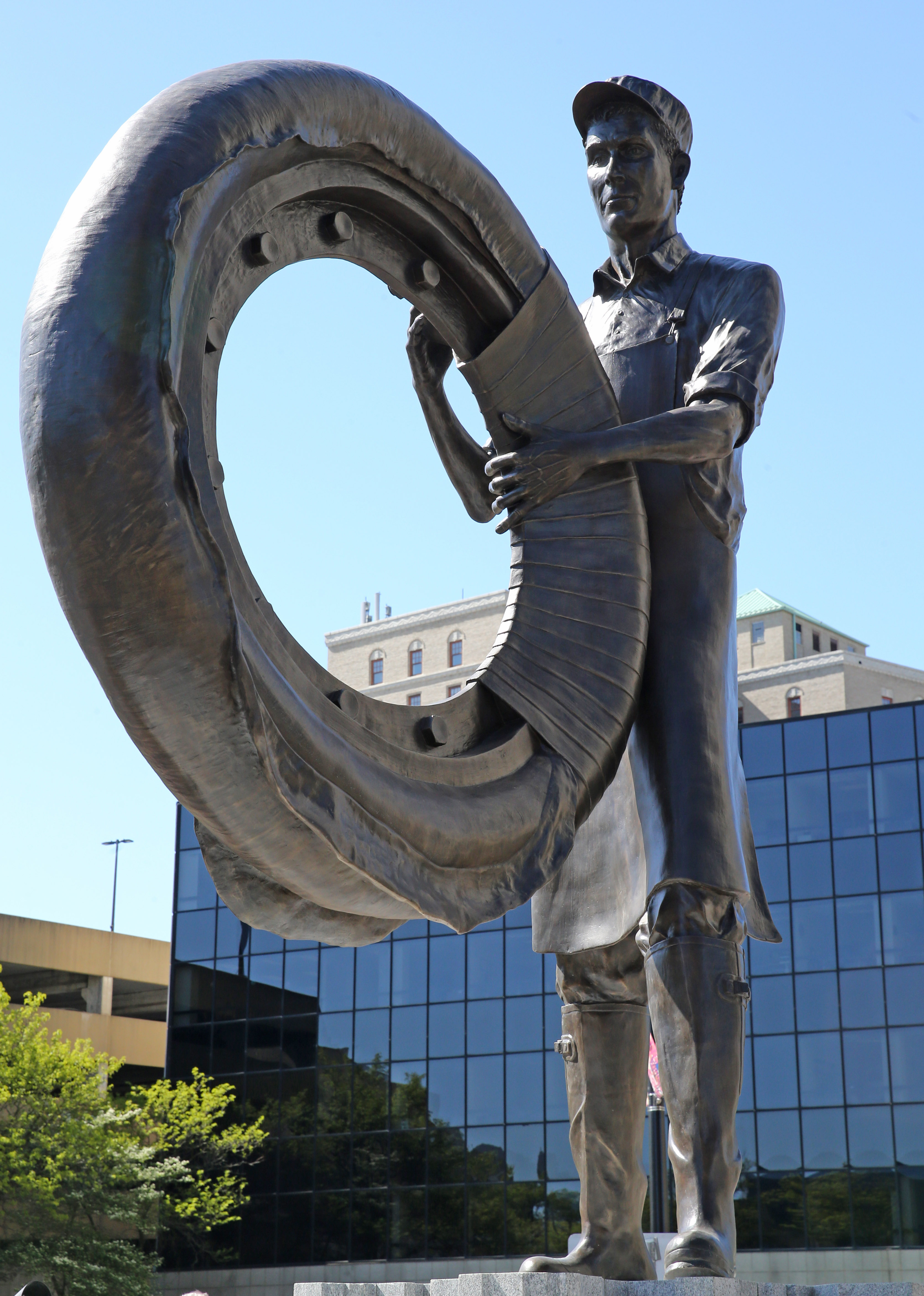 City of Akron unveils Rubber Worker Statue, May 13, 2021