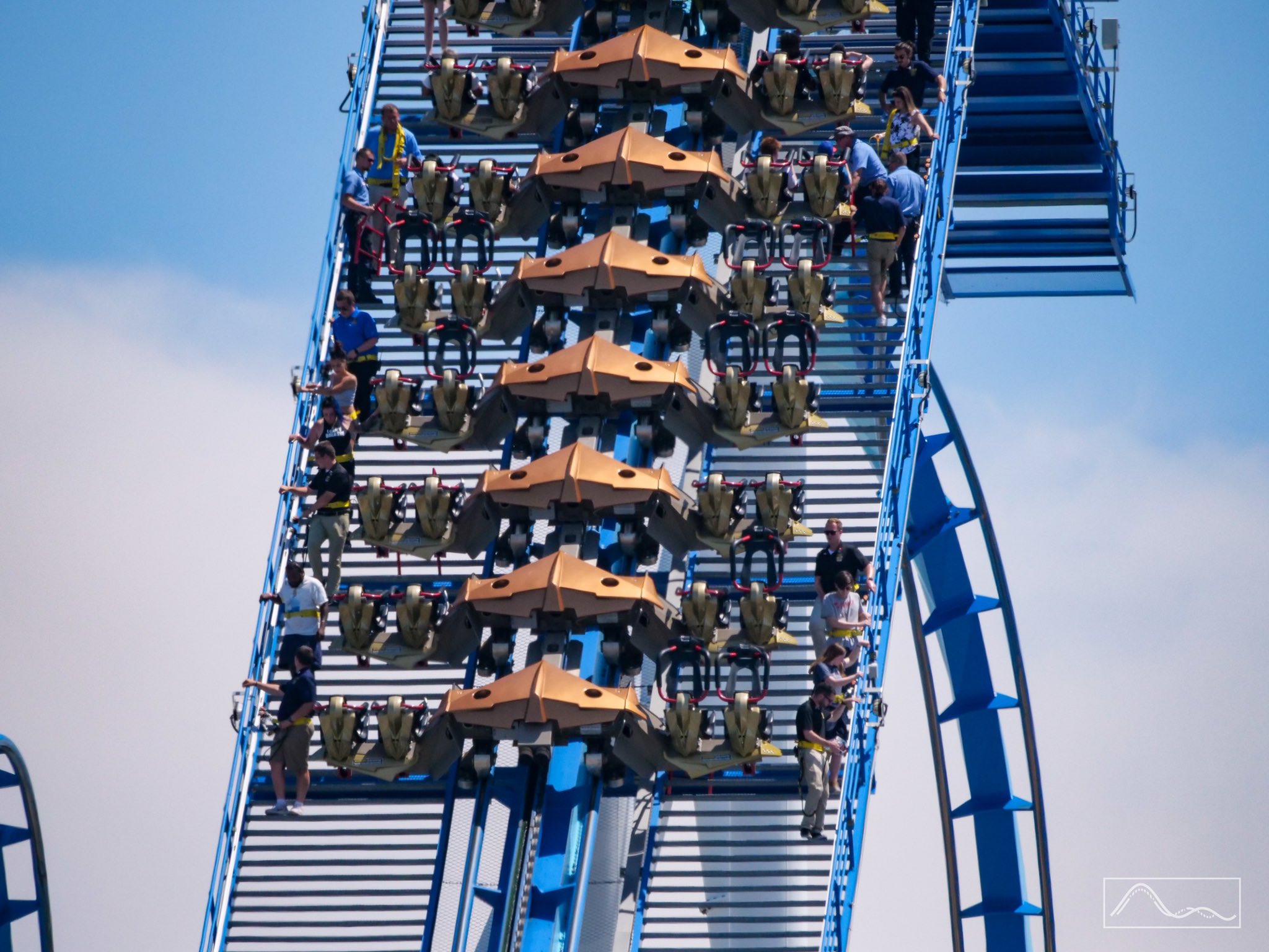 New Cedar Point Ride 2023 Guests Escorted Off Cedar Point Roller Coaster After Train Stops On Hill