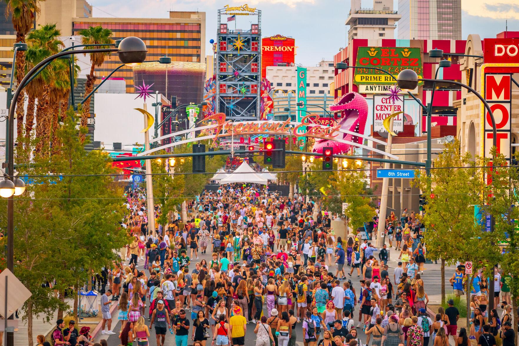Plastizität erklären Neunte happy hour downtown las vegas Aufschlussreich Album Preissenkung