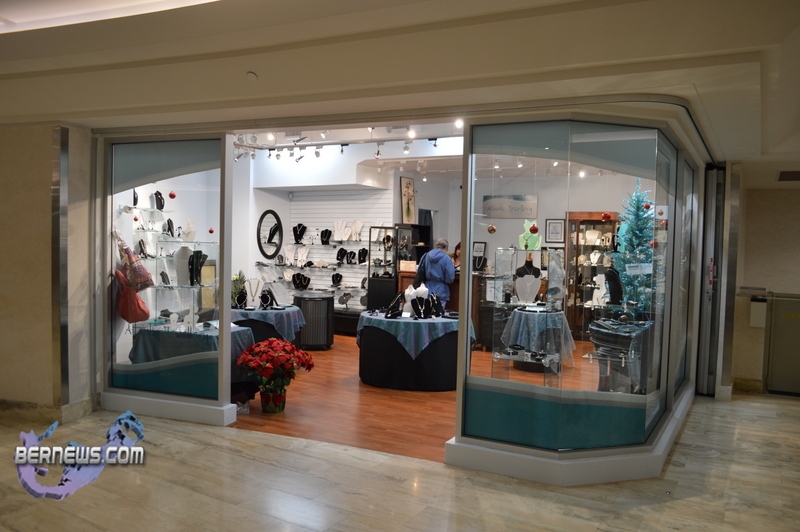 Photos New Fashion & Jewellery Stores Open Bernews