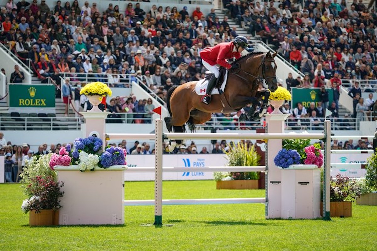 10 Reasons to Date a Horse Girl