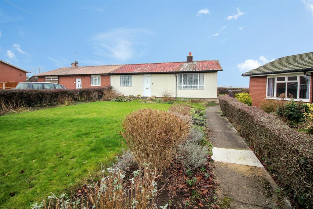 3 Bedroom SemiDetached Bungalow in Leeds Emsleys Estate Agents