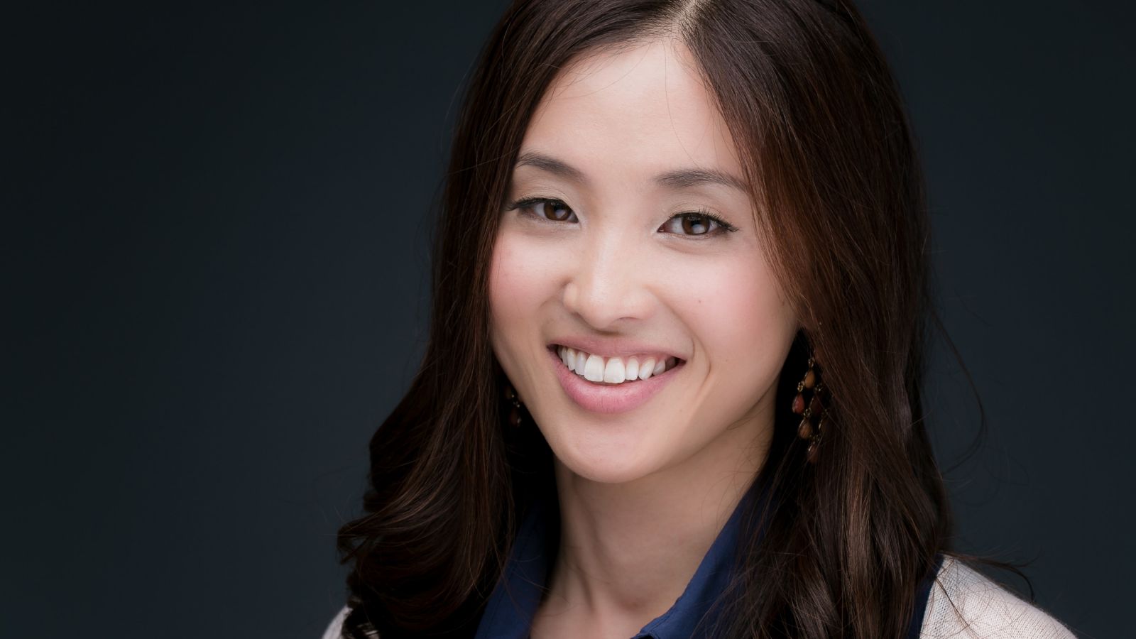 How Focal Length Affects Headshot Photography