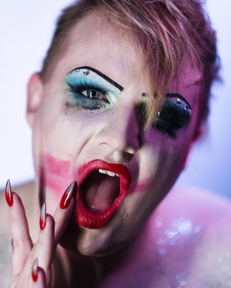 Review Holliday, Rankin Shine in Street Theatre Company's HEDWIG AND