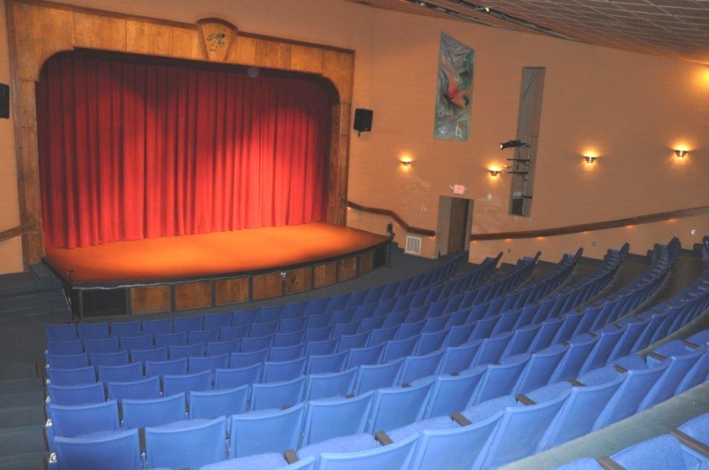 Learn More About the Peacock Performing Arts Center in Hayesville!