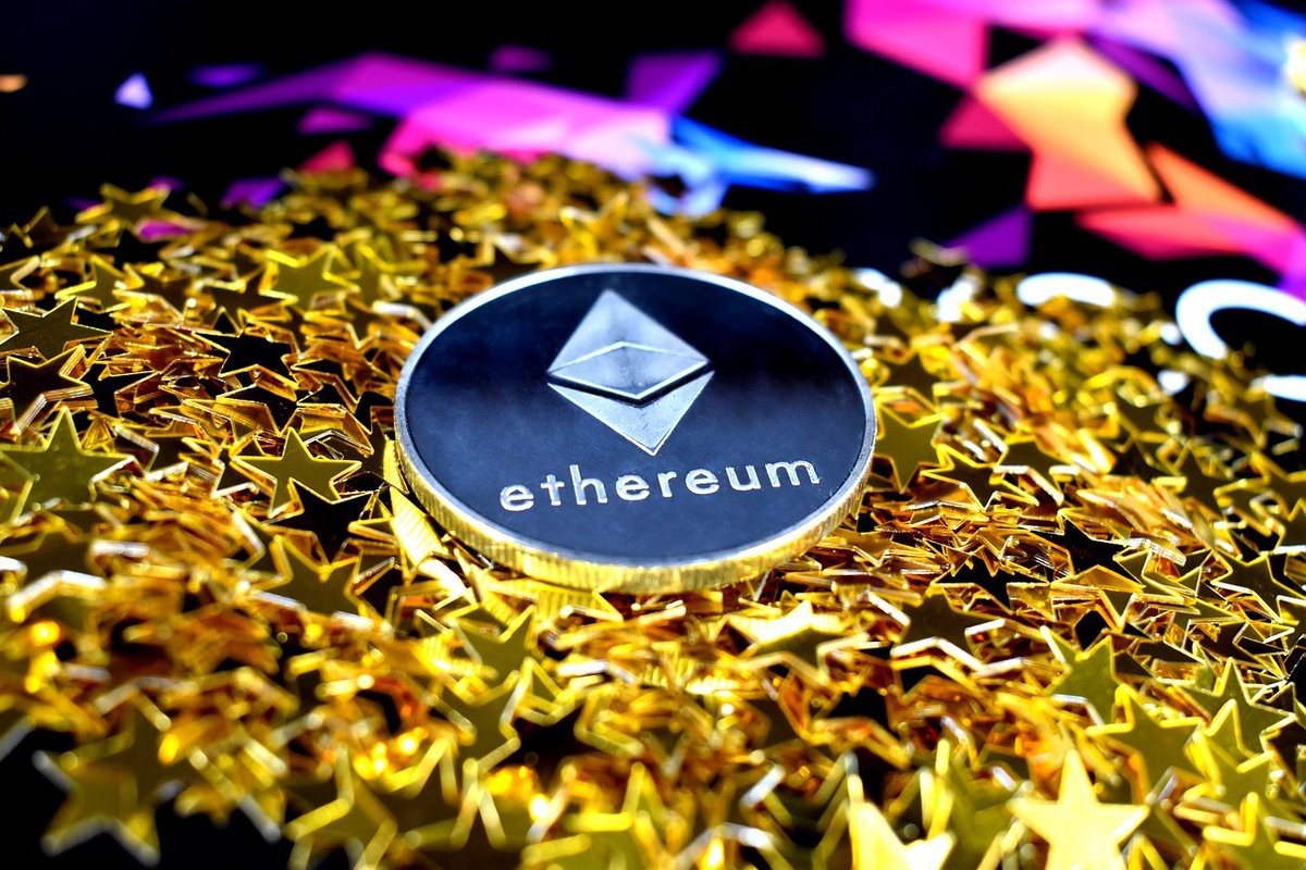 Who Should Invest in Ethereum Fund? 2024 CloudSmallBusinessService