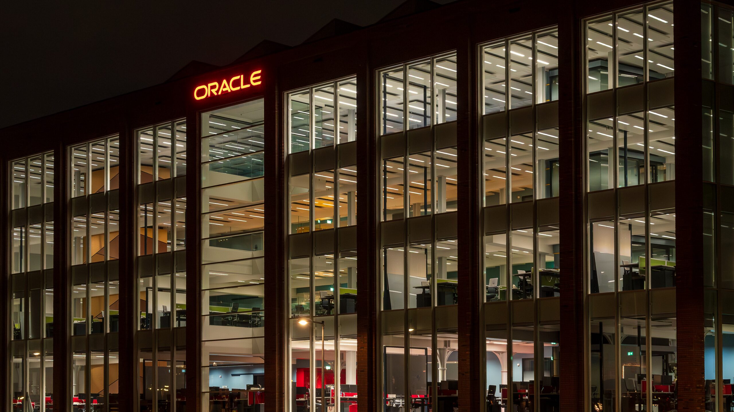 Oracle had a Q4 blowout, led by backlog growth of 363% to 8 billion
