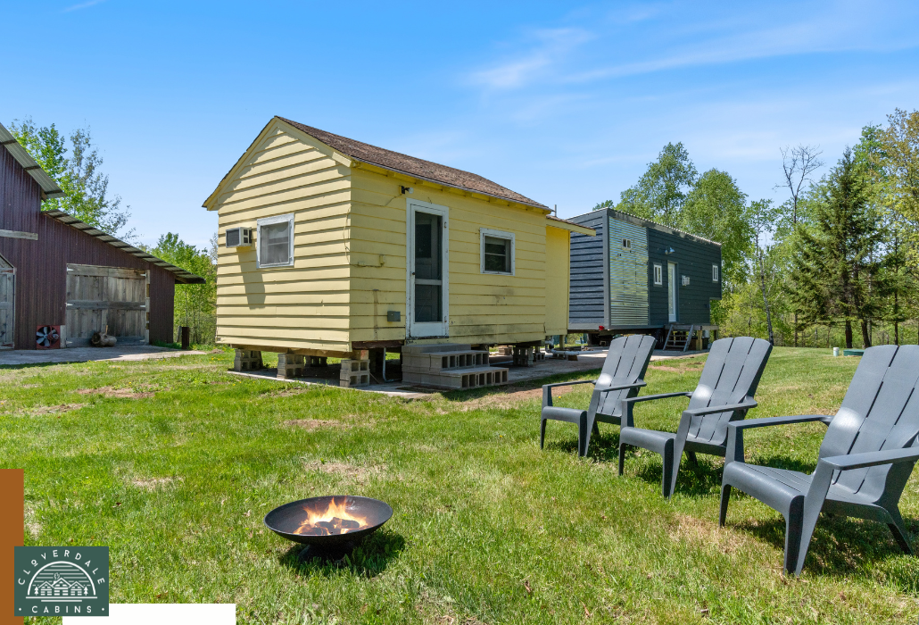 Green Cottage Sleeps 4 Cloverdale Cabins