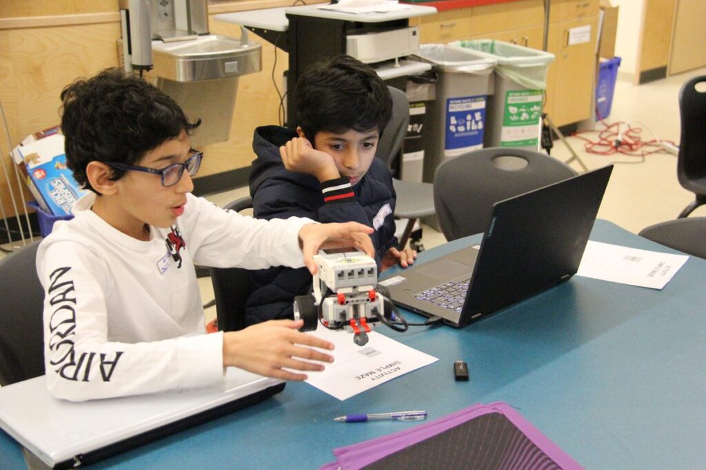 Robotics Classes and Summer Camps for School age students in Surrey BC