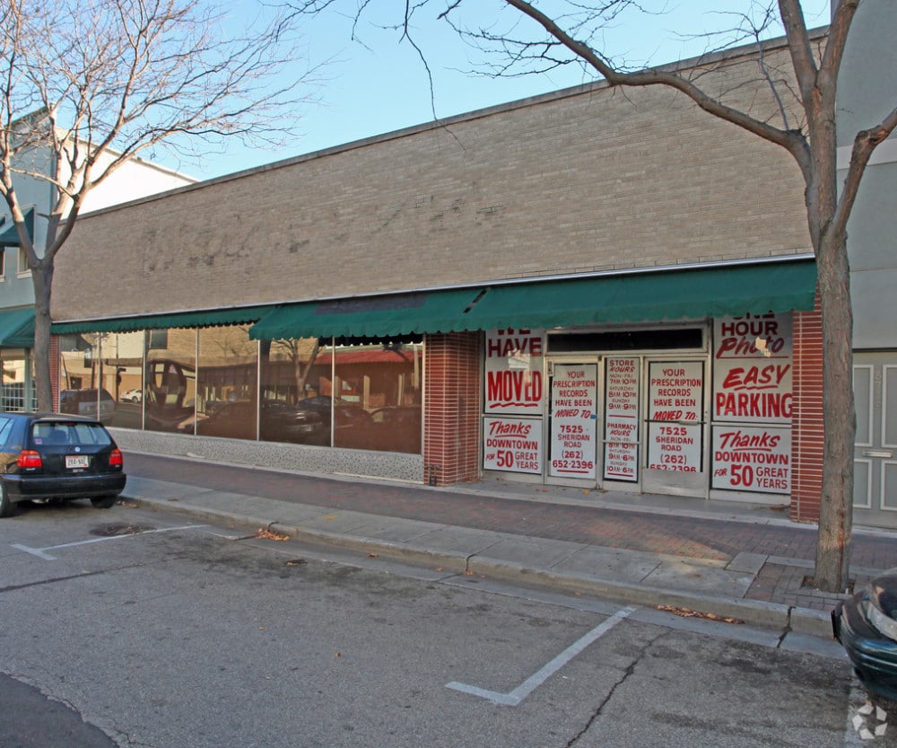 Kenosha Downtown, LLC Clovis Point, LLC Kenosha, WI