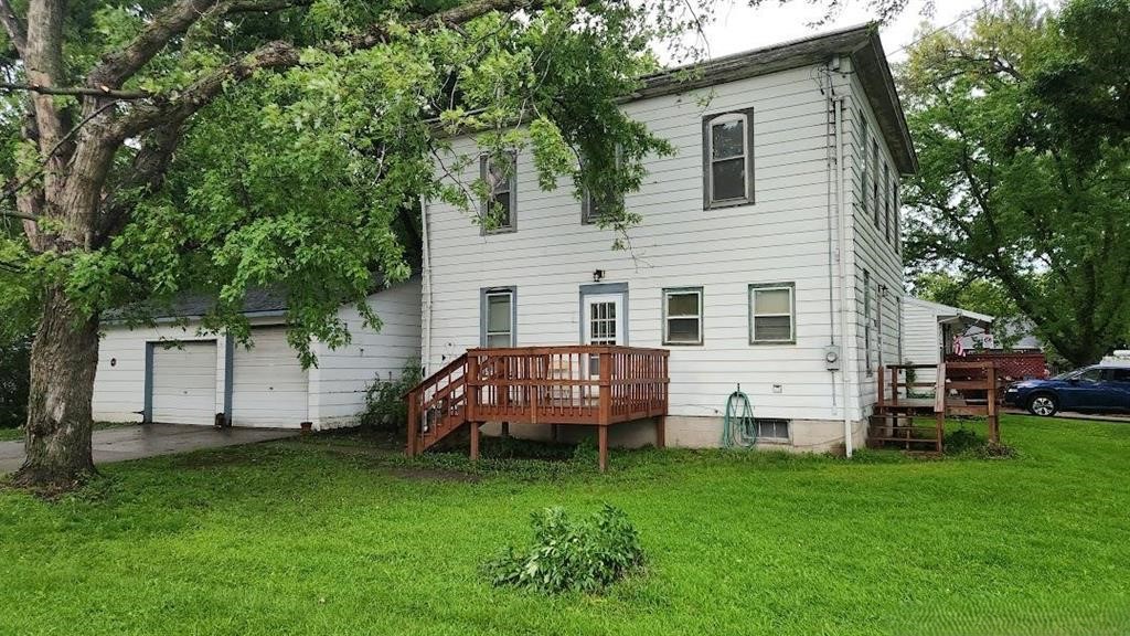 390 E US Hwy 18, Garner Clear Lake Mirror Reporter