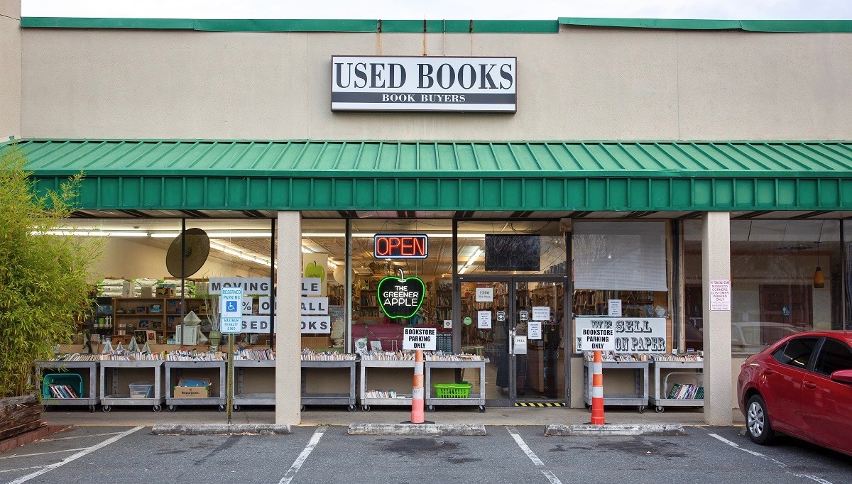 Book Buyers confirm new location at Eastway Crossing shopping center in