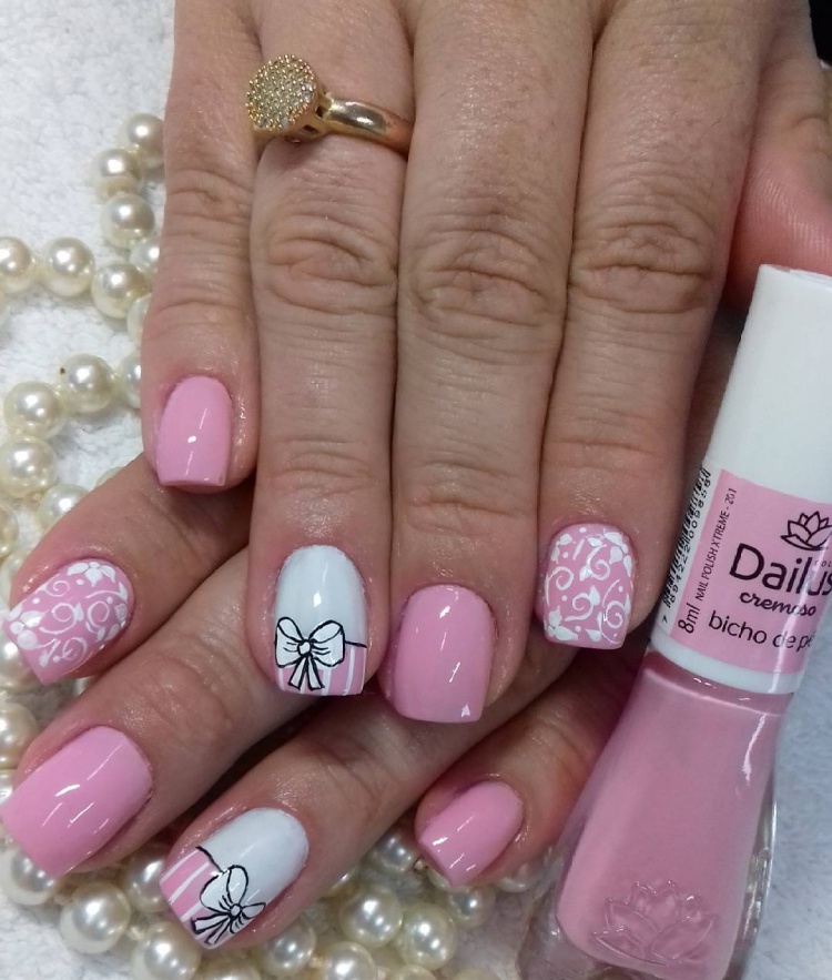Unhas Outubro Rosa câncer de mama