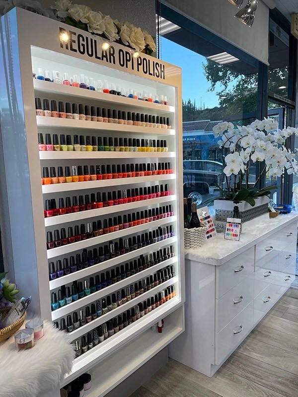 Nail Salon 92677 Club Nails of Laguna Niguel, CA 92677 Manicure